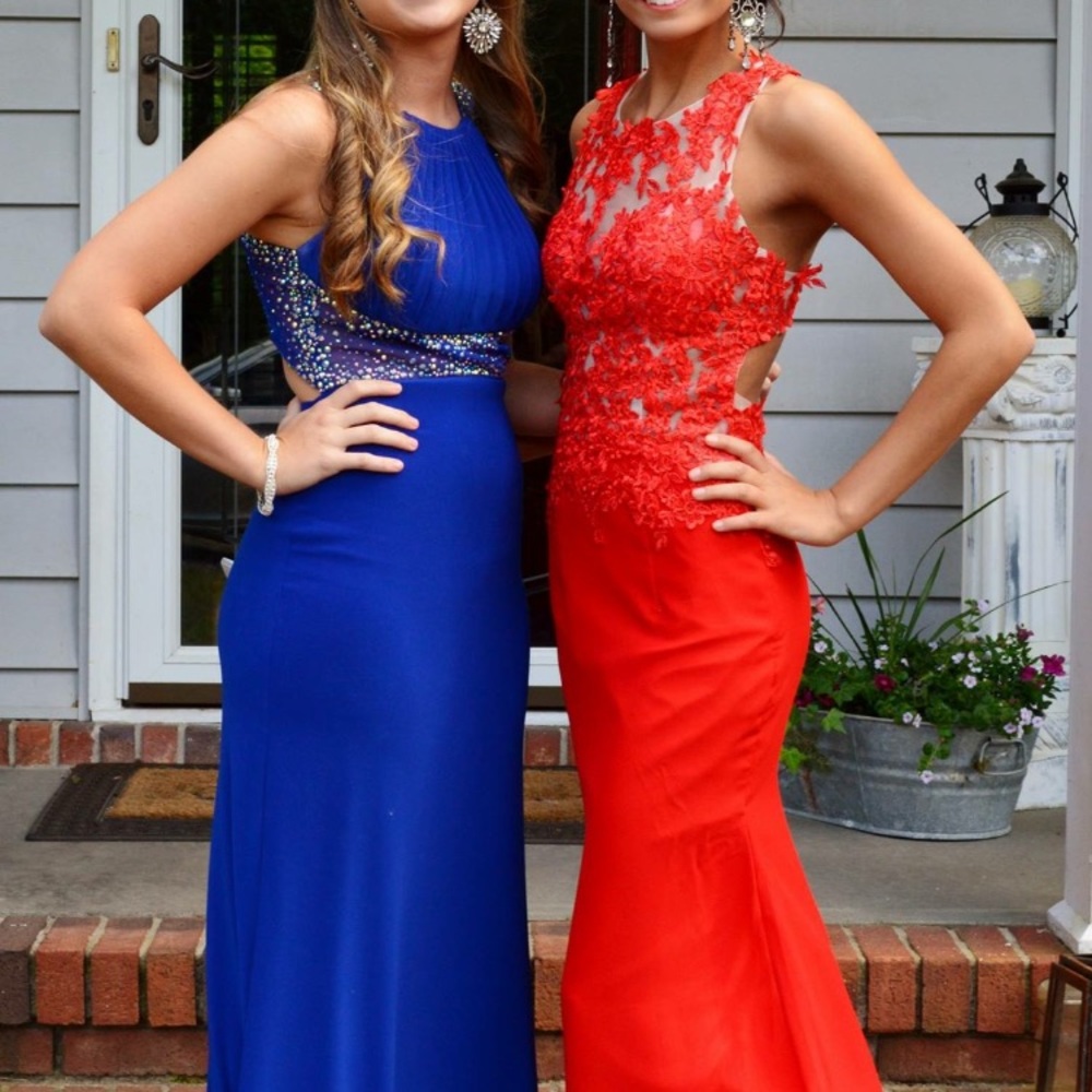 Red Prom dress!